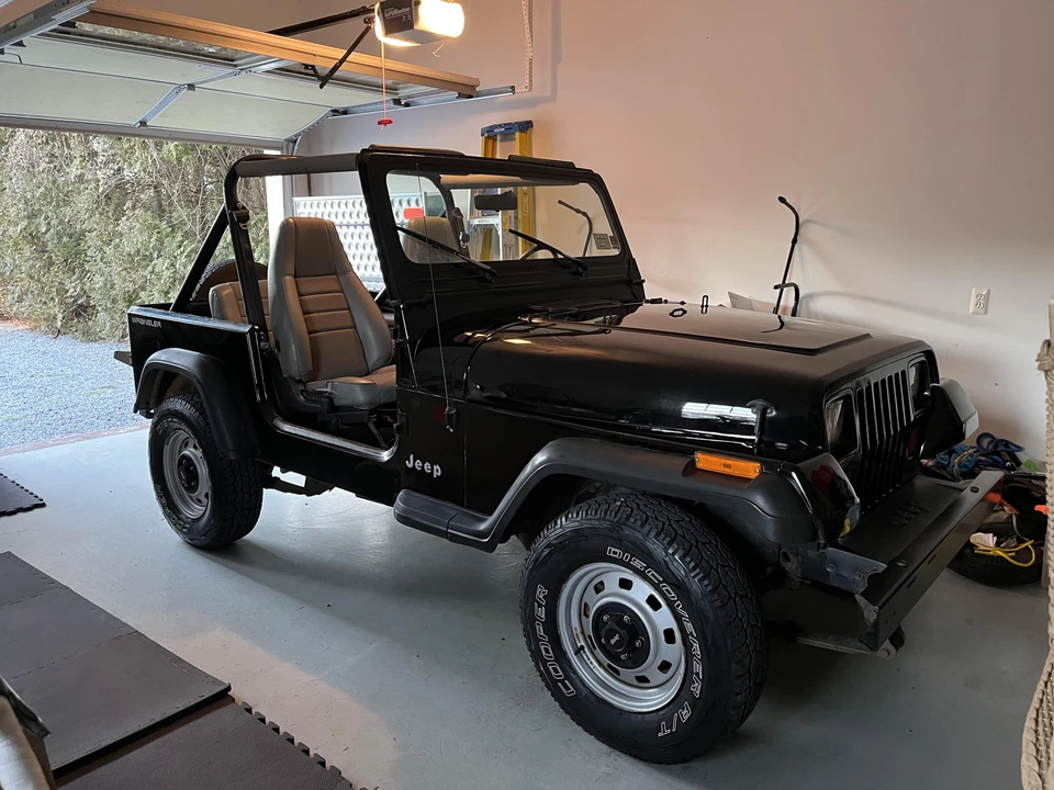 1991 Jeep YJ Wrangler - Image 15 of 31