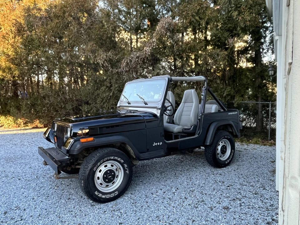 1991 Jeep YJ Wrangler - Image 9 of 31