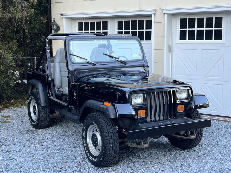 1991 Jeep YJ Wrangler - Image 17 of 31