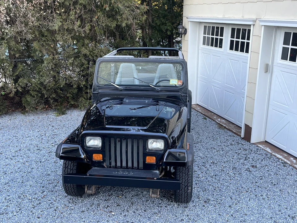 1991 Jeep YJ Wrangler - Image 7 of 31