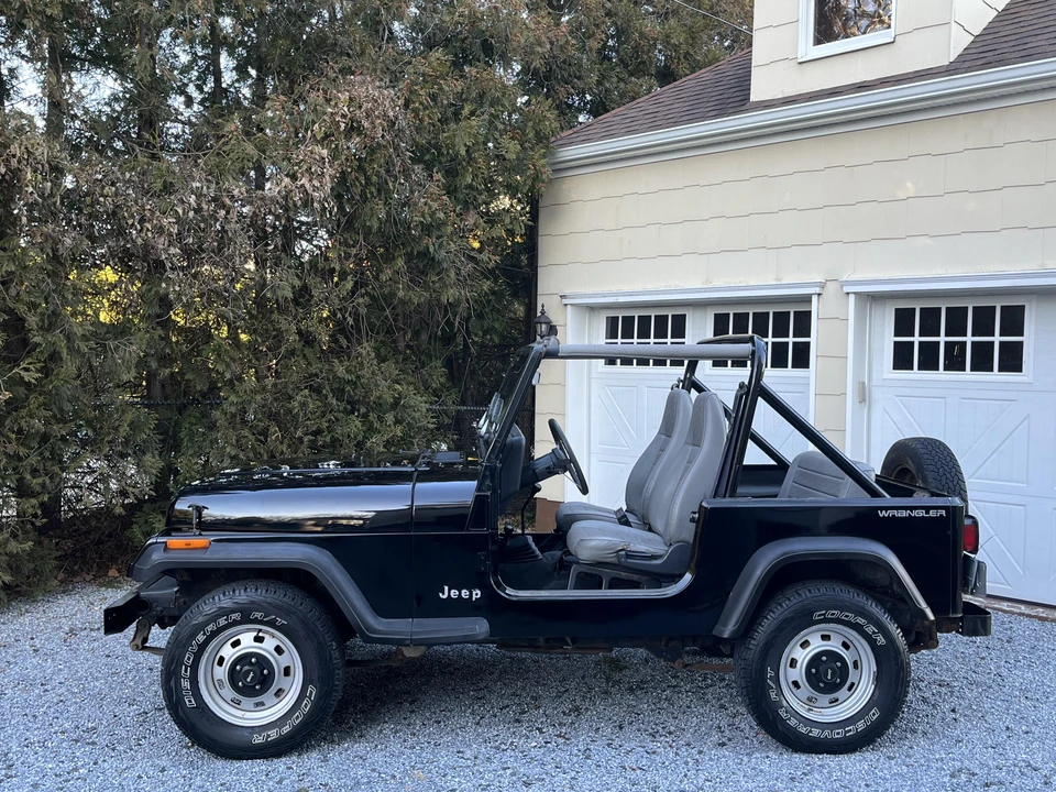 1991 Jeep YJ Wrangler - Image 11 of 31