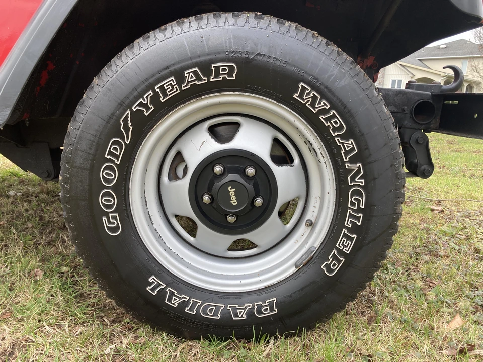 1991 Jeep YJ Wrangler - Image 29 of 31
