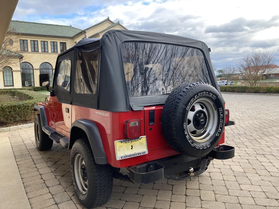 1991 Jeep YJ Wrangler - Image 10 of 31