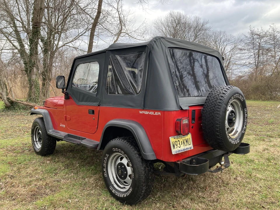 1991 Jeep YJ Wrangler - Image 9 of 31