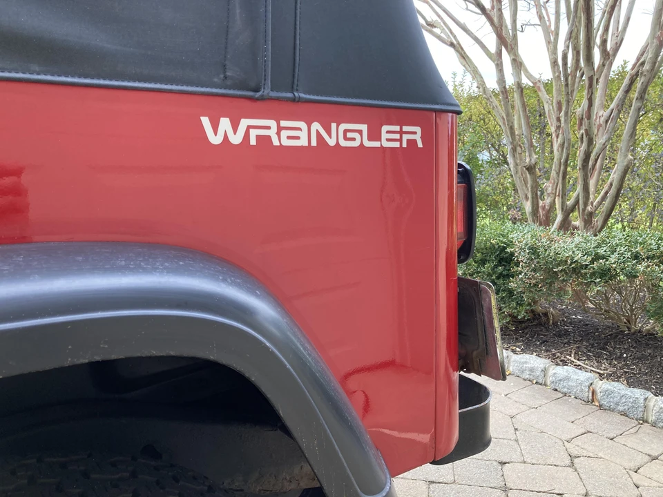 1991 Jeep YJ Wrangler - Image 25 of 31