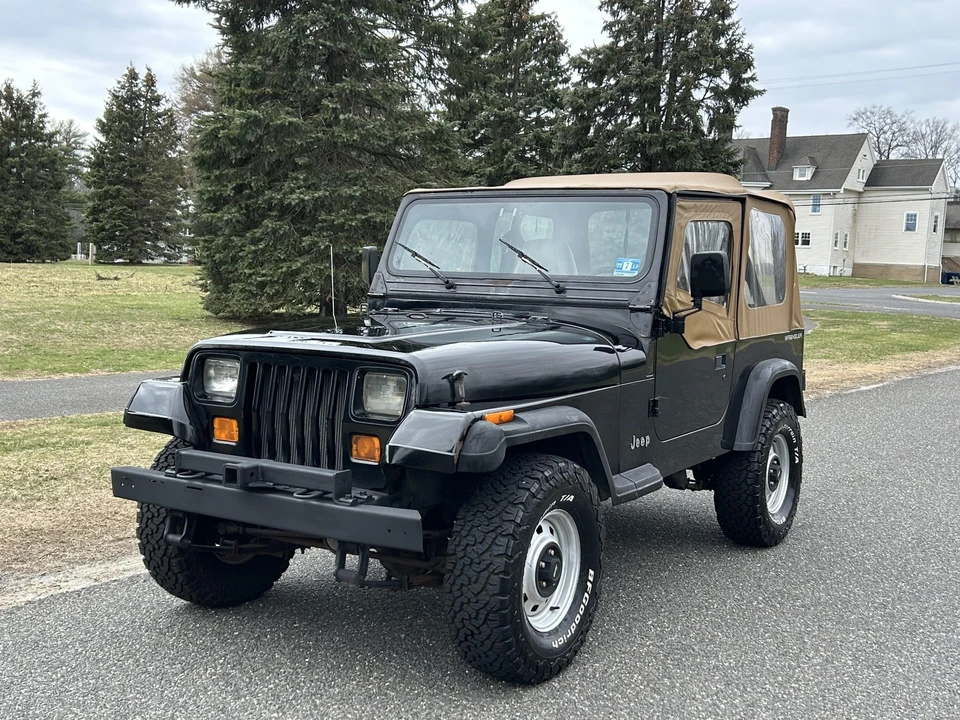 1991 Jeep YJ Wrangler - Image 2 of 31