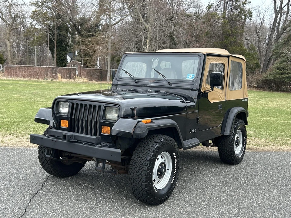 1991 Jeep YJ Wrangler - Image 3 of 31