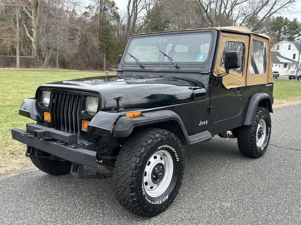 1991 Jeep YJ Wrangler - Image 5 of 31