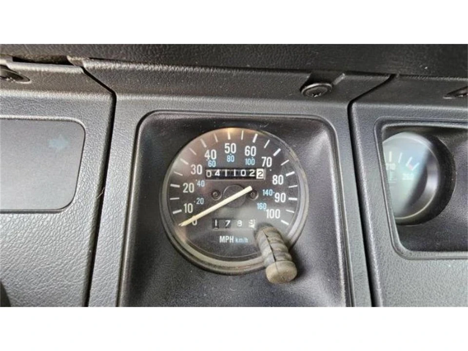 1991 Jeep YJ Wrangler - Image 5 of 19