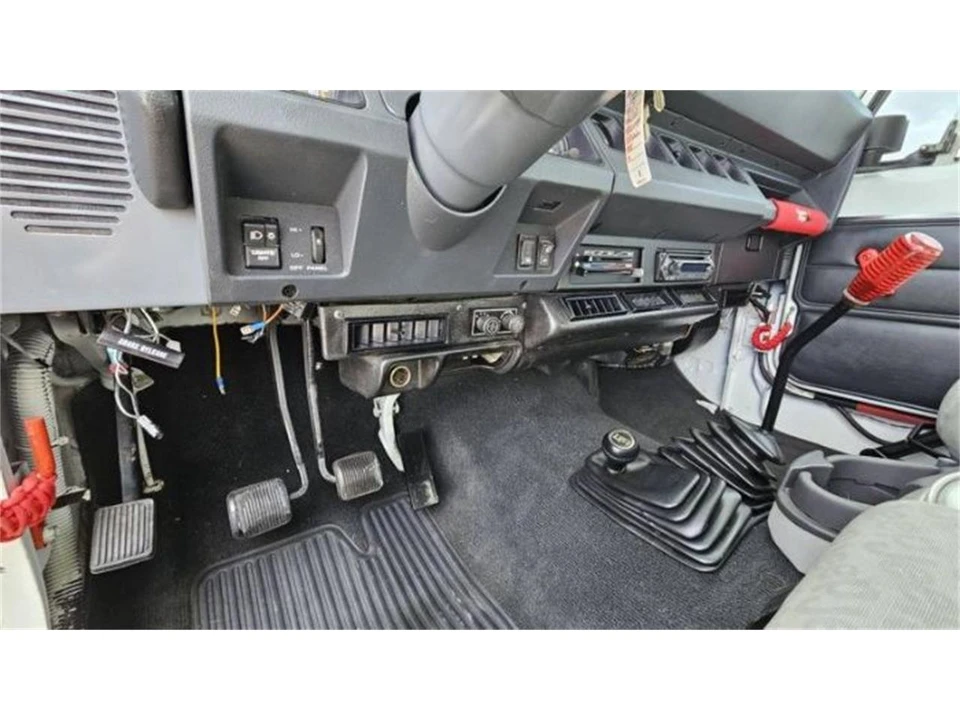1991 Jeep YJ Wrangler - Image 6 of 19