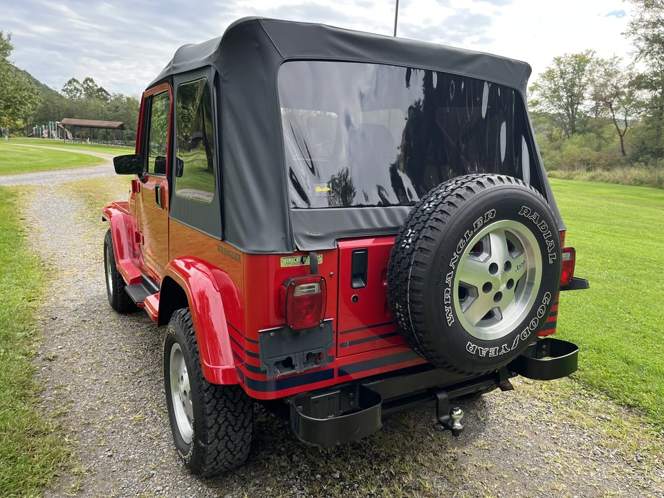 1991 Jeep YJ Wrangler - Image 10 of 31