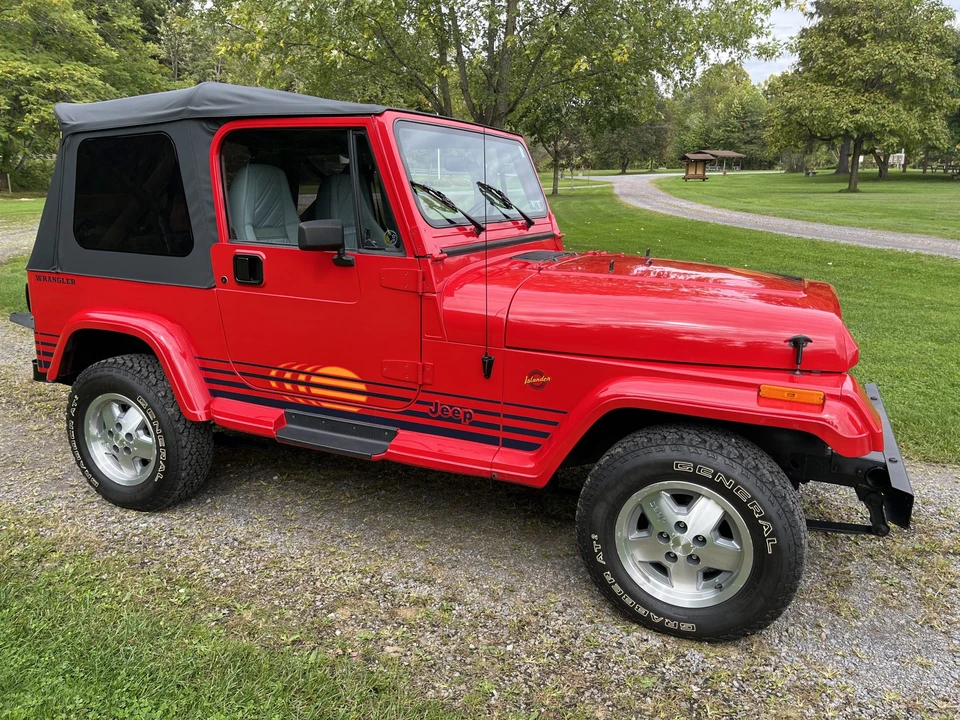 1991 Jeep YJ Wrangler - Image 15 of 31