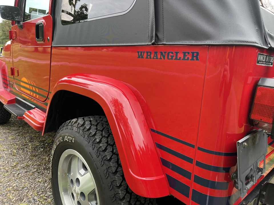1991 Jeep YJ Wrangler - Image 23 of 31