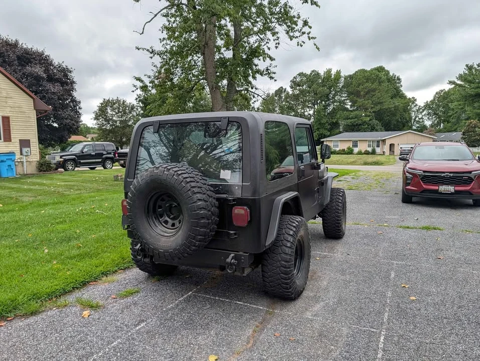 1991 Jeep YJ Wrangler - Image 4 of 13