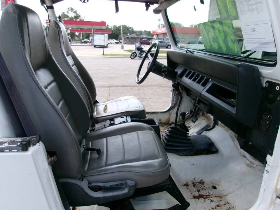 1991 Jeep YJ Wrangler - Image 12 of 12