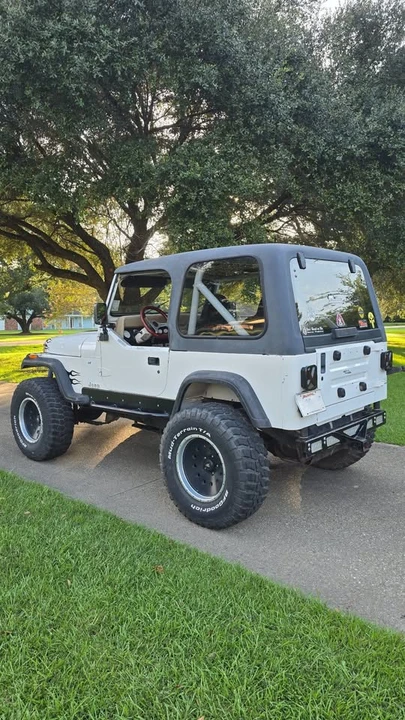 1991 Jeep YJ Wrangler - Image 2 of 18