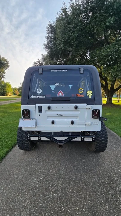 1991 Jeep YJ Wrangler - Image 10 of 18