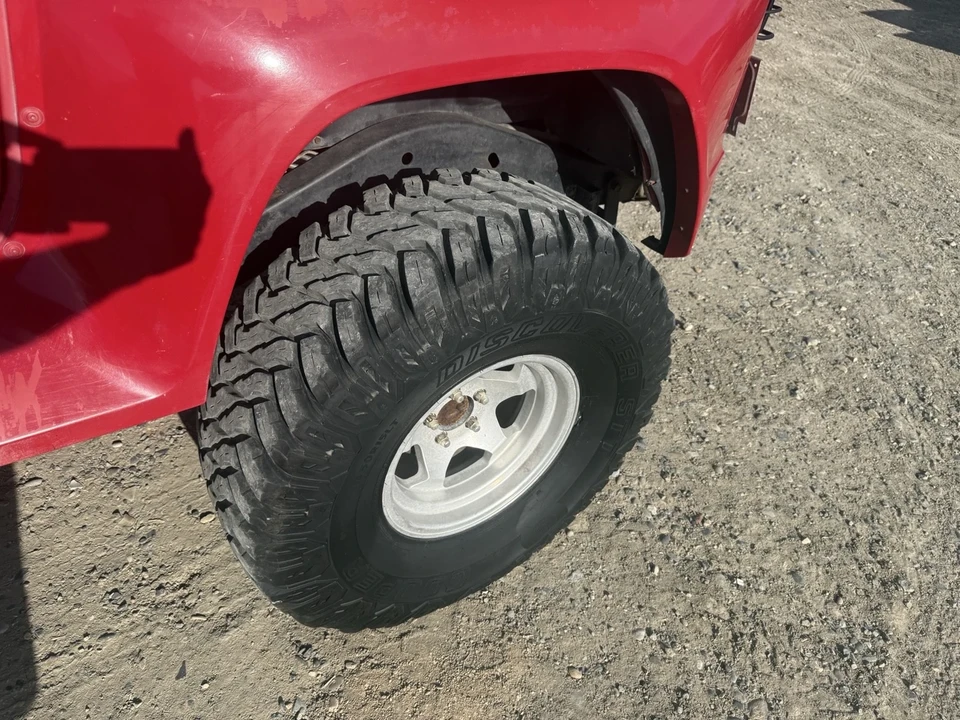 1991 Jeep YJ Wrangler - Image 8 of 19