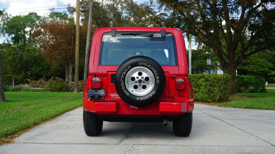 1991 Jeep YJ Wrangler - Image 5 of 31