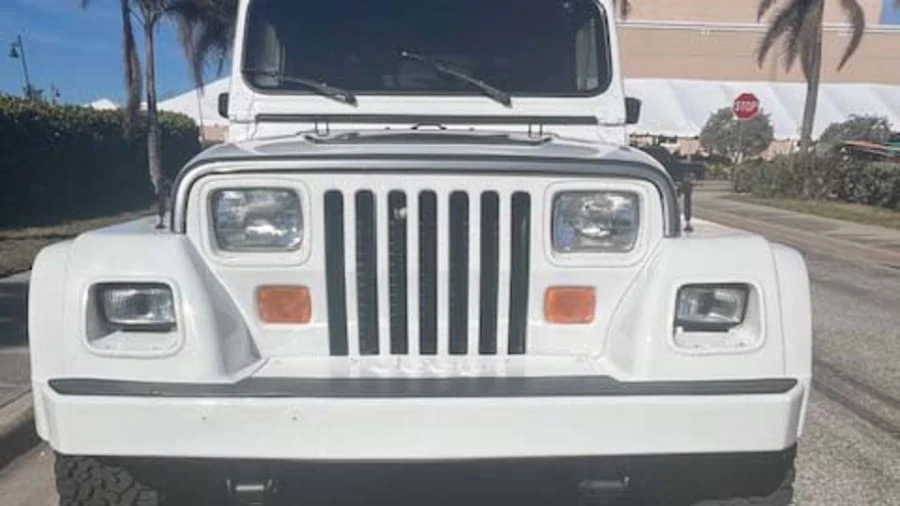 1991 Jeep YJ Wrangler - Image 4 of 31
