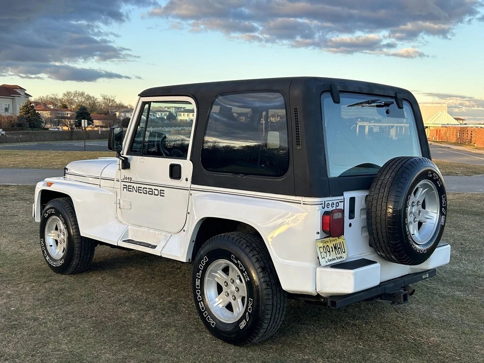 1991 Jeep YJ Wrangler - Image 15 of 31