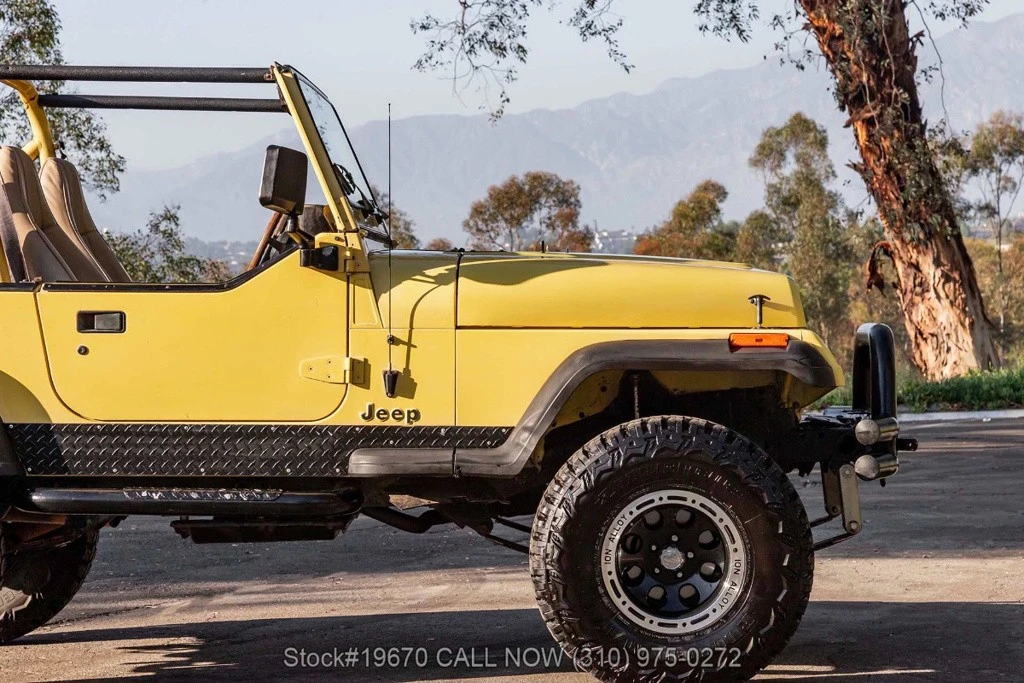 1991 Jeep YJ Wrangler - Image 21 of 24