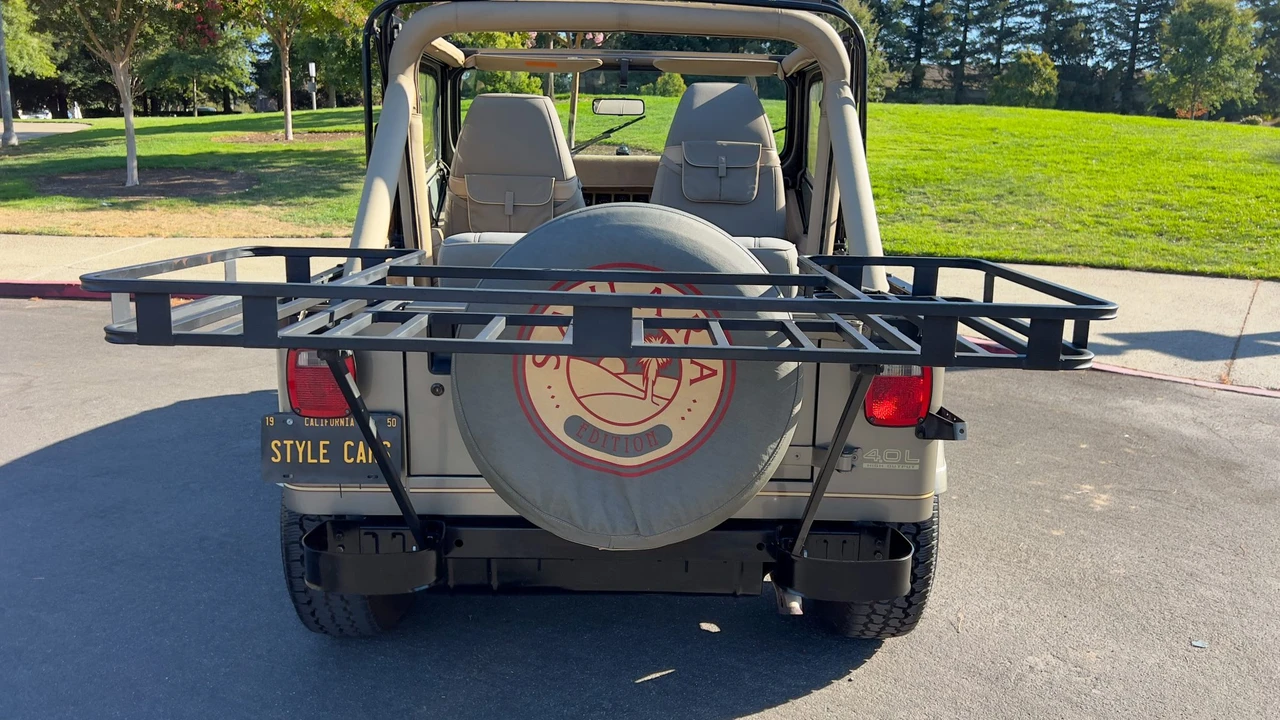 1991 Jeep YJ Wrangler - Image 18 of 31