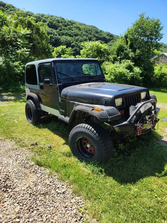 1991 Jeep YJ Wrangler - Image 2 of 6