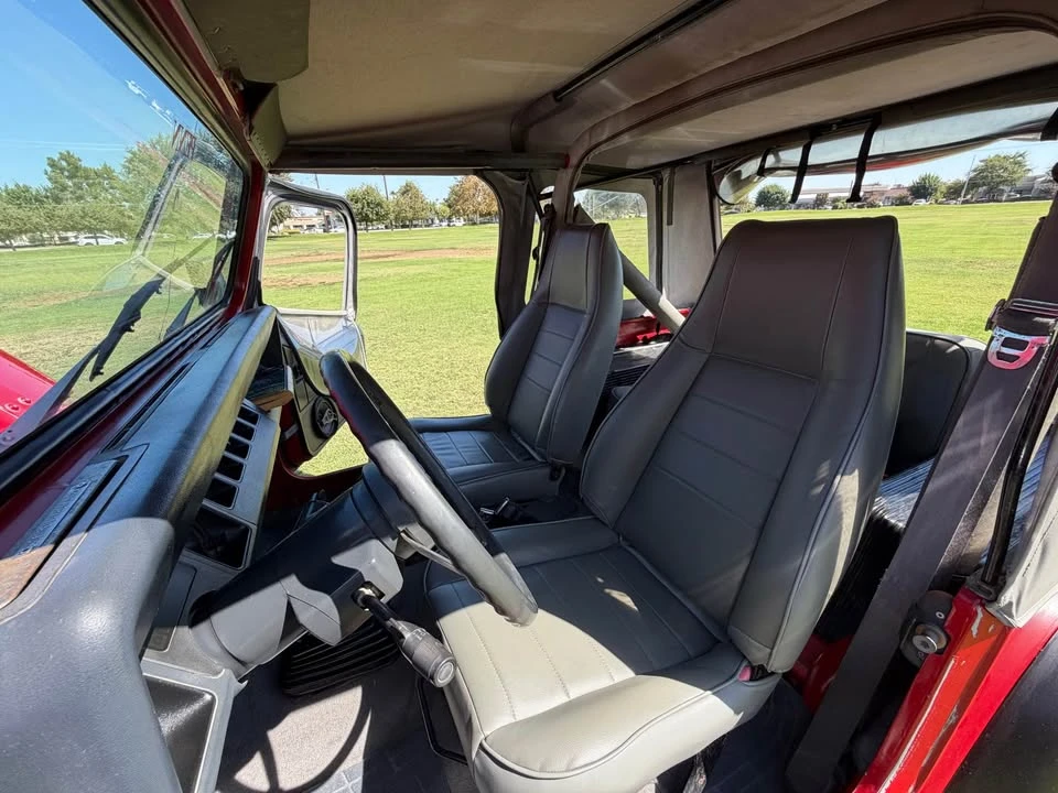 1991 Jeep YJ Wrangler - Image 15 of 20
