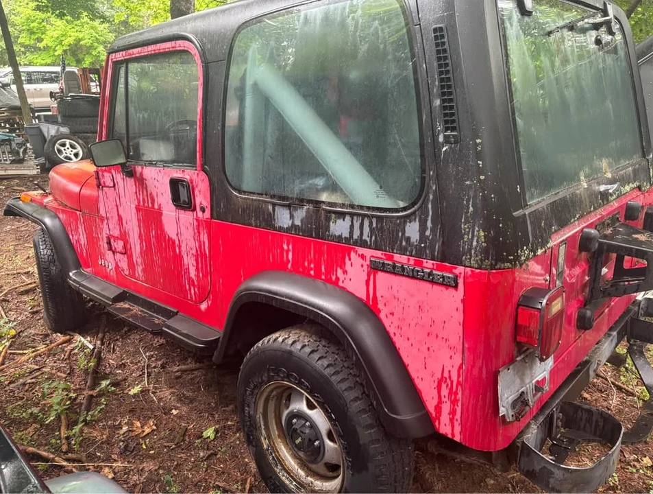 1991 Jeep YJ Wrangler - Image 5 of 13