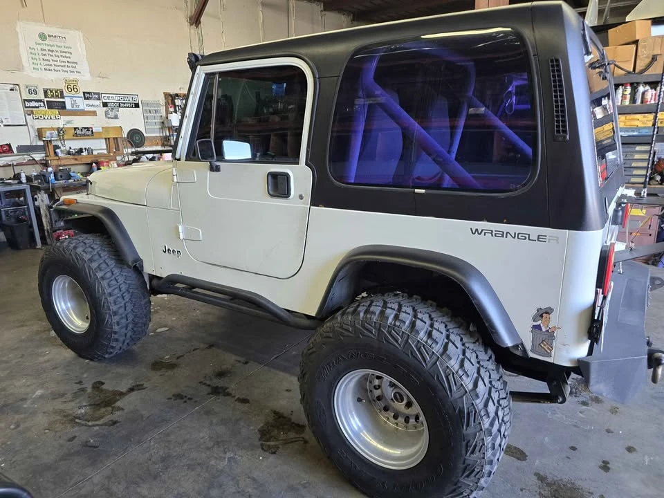 1991 Jeep YJ Wrangler - Image 8 of 11
