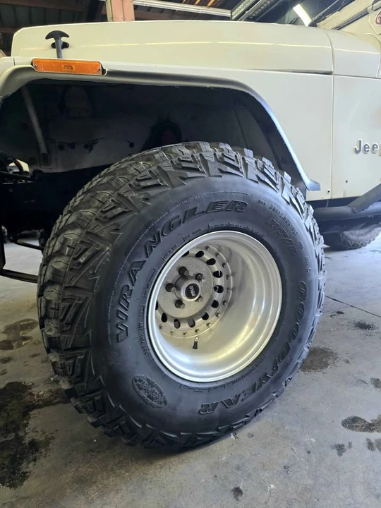 1991 Jeep YJ Wrangler - Image 6 of 11