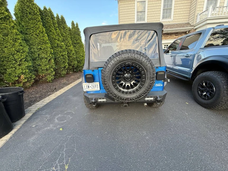 1991 Jeep YJ Wrangler - Image 7 of 15