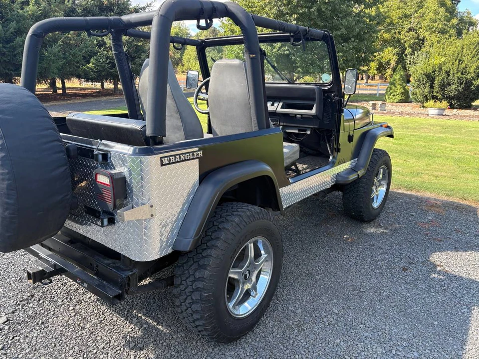 1991 Jeep YJ Wrangler - Image 4 of 8