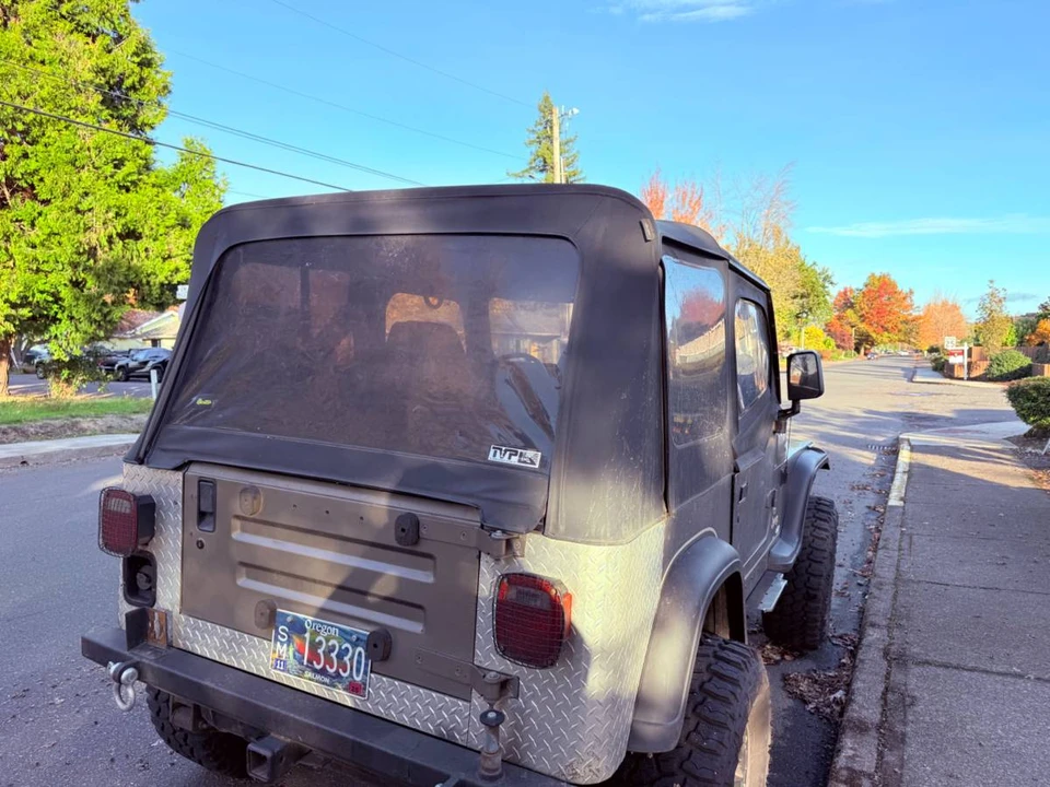 1991 Jeep YJ Wrangler - Image 6 of 11