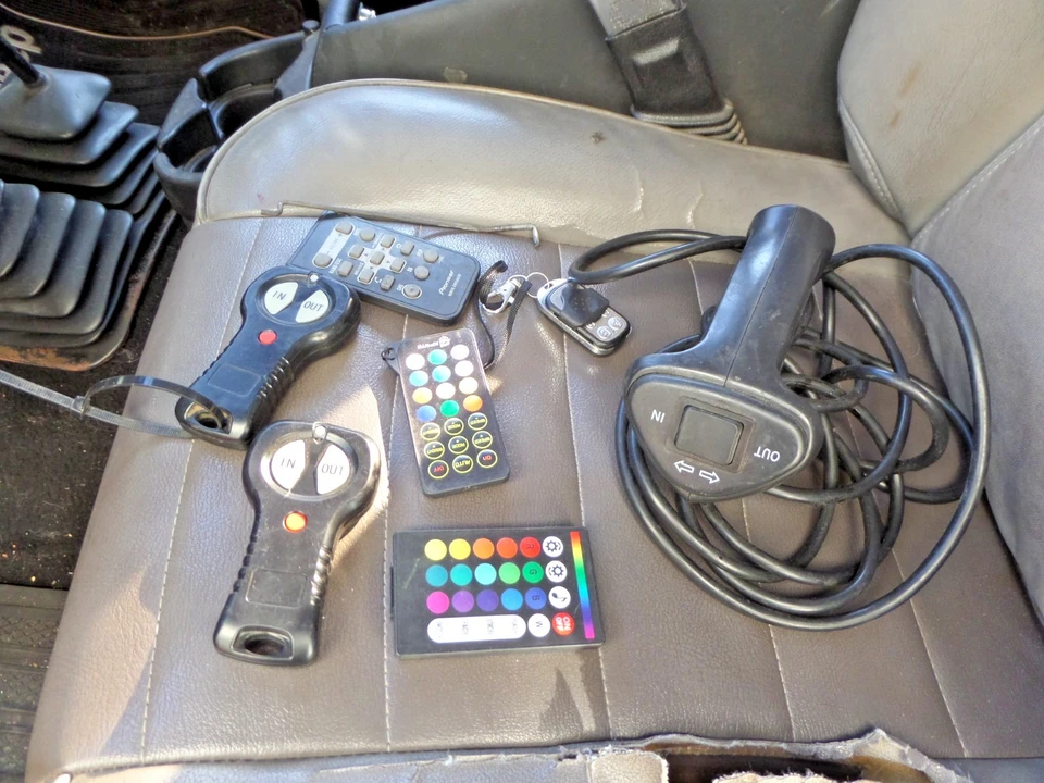 1991 Jeep YJ Wrangler - Image 10 of 20