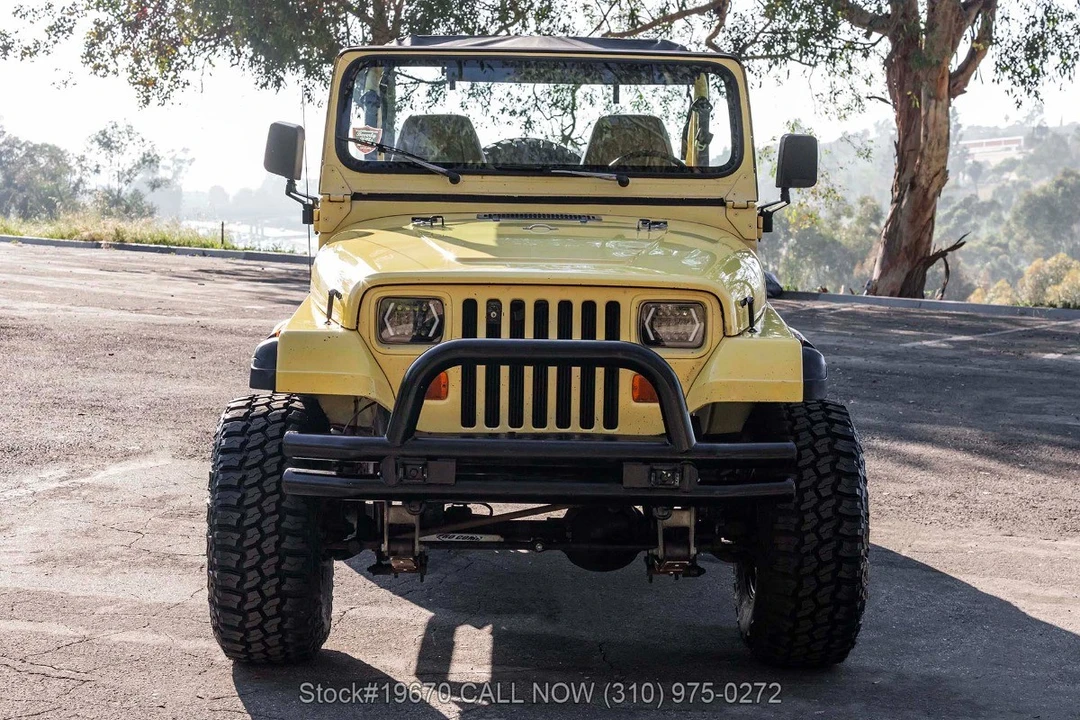 1991 Jeep YJ Wrangler - Image 15 of 31