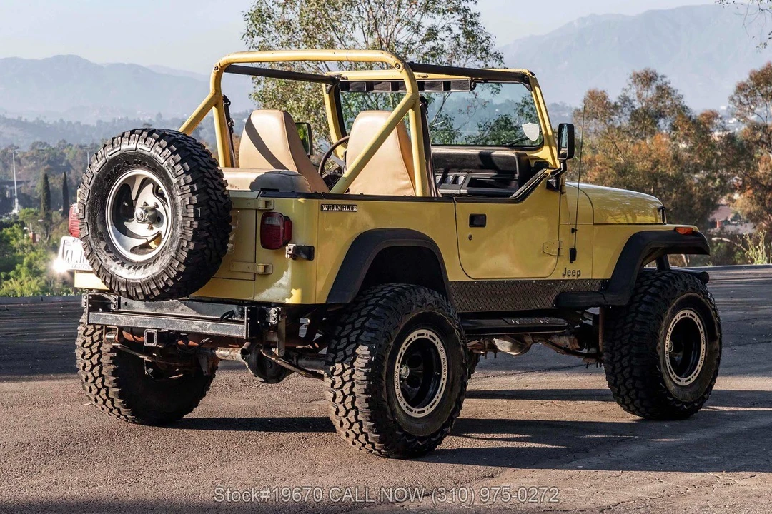 1991 Jeep YJ Wrangler - Image 8 of 31