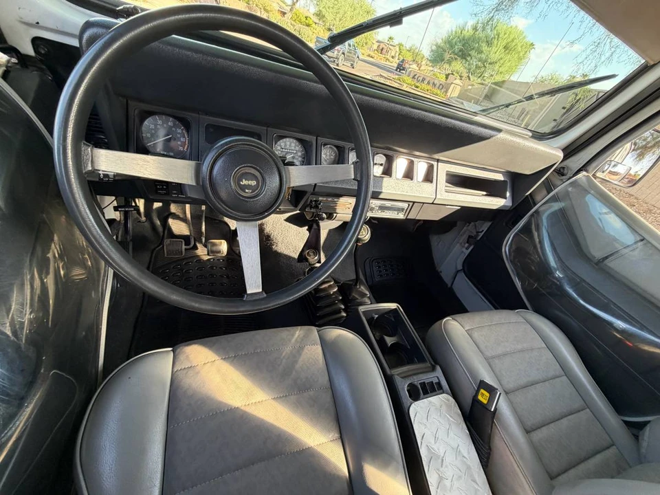 1991 Jeep YJ Wrangler - Image 6 of 13