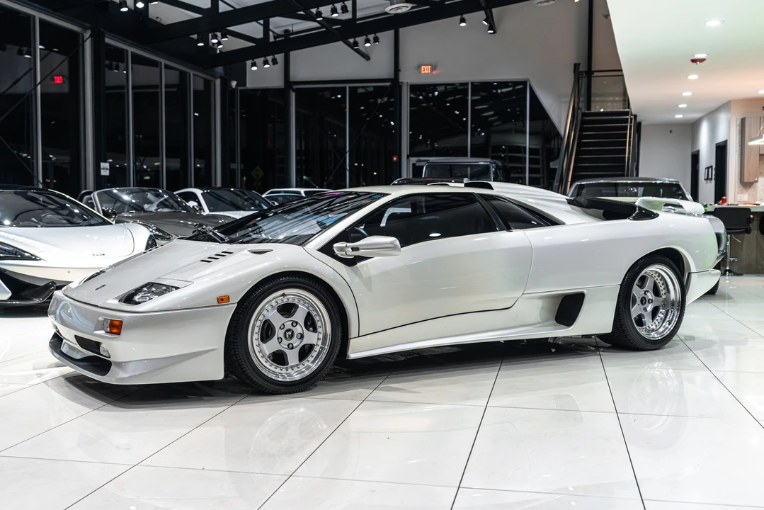 1991 Lamborghini Diablo - Image 2 of 31