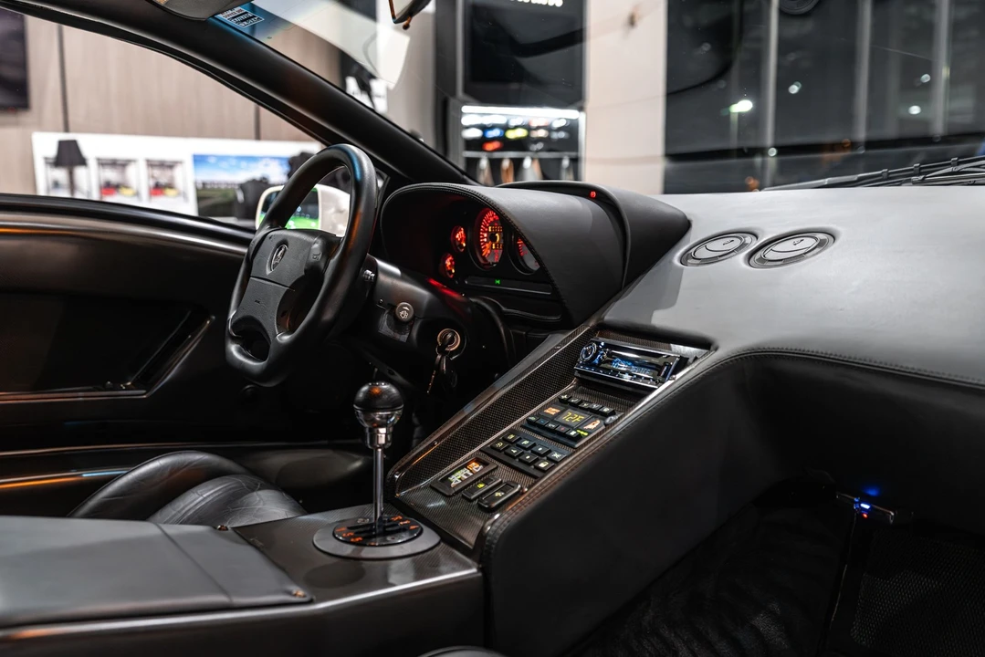 1991 Lamborghini Diablo - Image 25 of 31