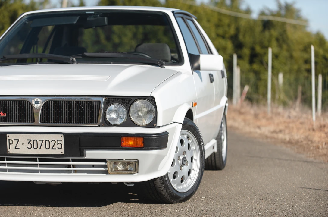1991 Lancia Delta 1st Gen - Image 22 of 31