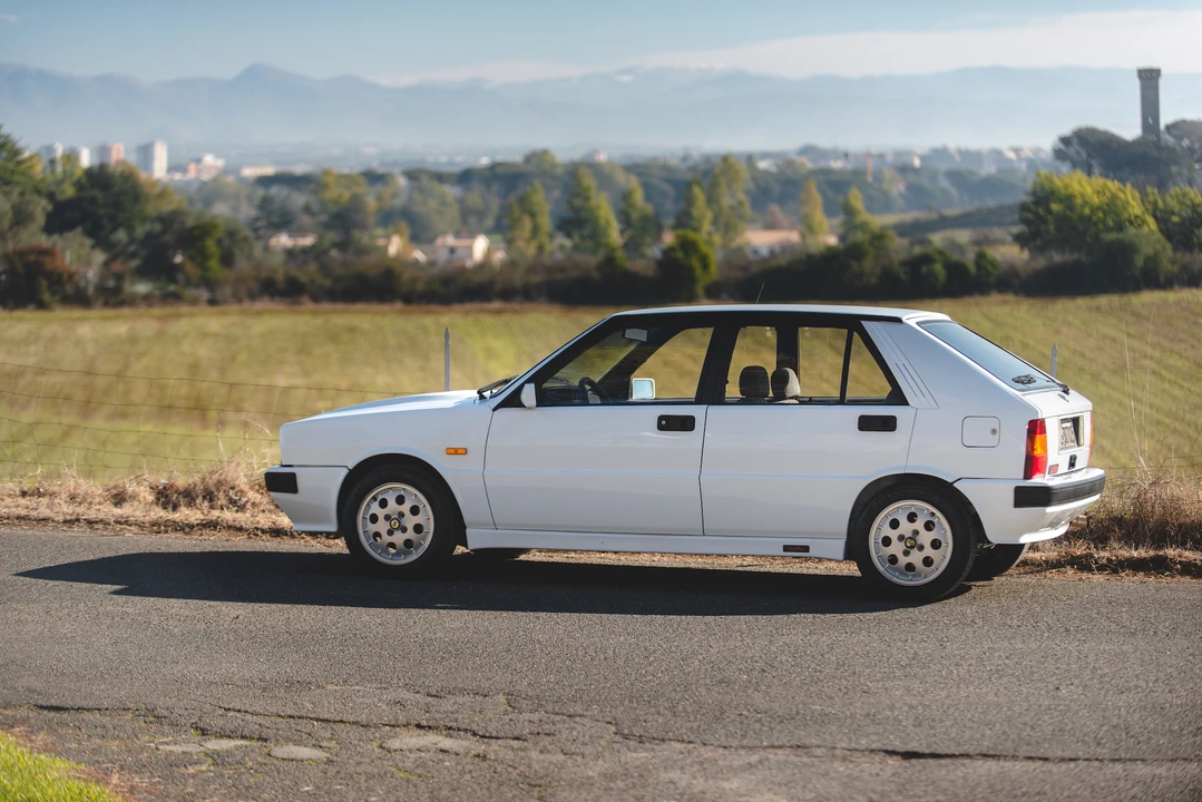 1991 Lancia Delta 1st Gen - Image 4 of 31