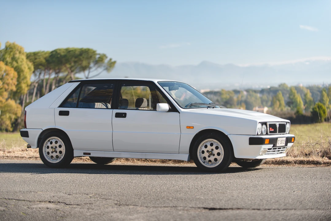 1991 Lancia Delta 1st Gen - Image 8 of 31