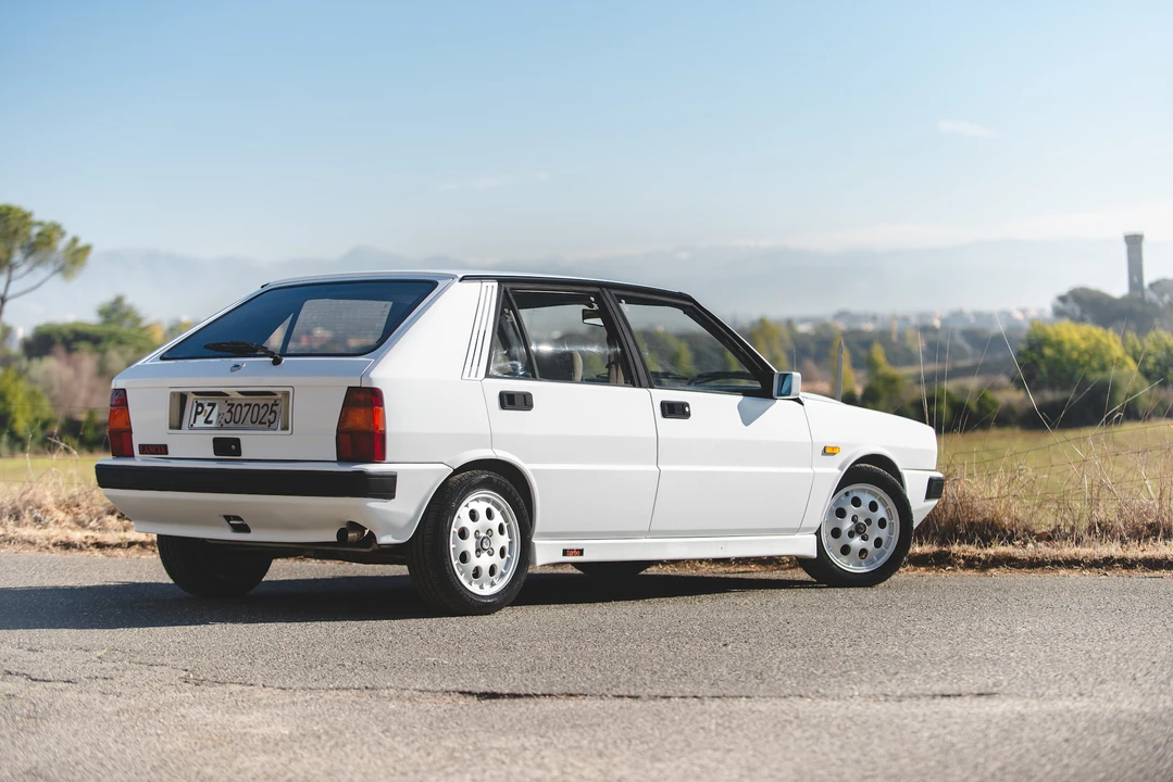 1991 Lancia Delta 1st Gen - Image 13 of 31
