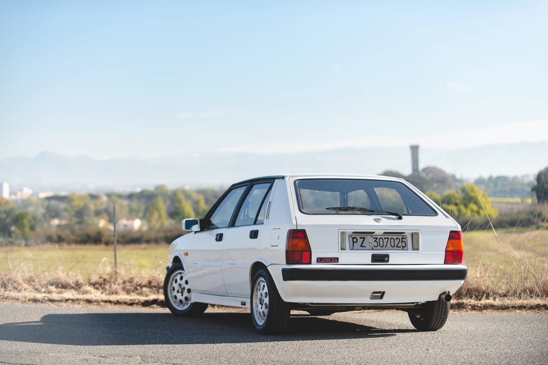 1991 Lancia Delta 1st Gen - Image 16 of 31