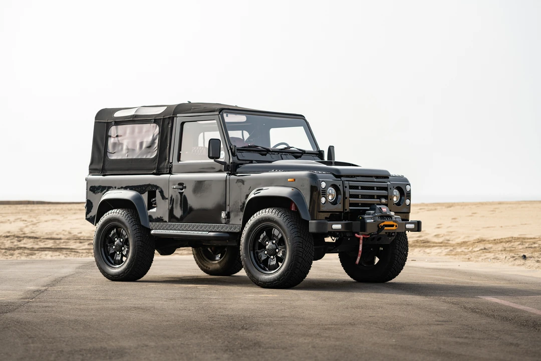 1991 Land Rover Defender 90 - Image 2 of 31