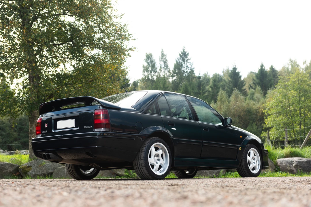 1991 Lotus - Image 6 of 31