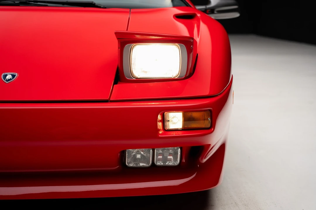 1991 Lamborghini Diablo - Image 13 of 31