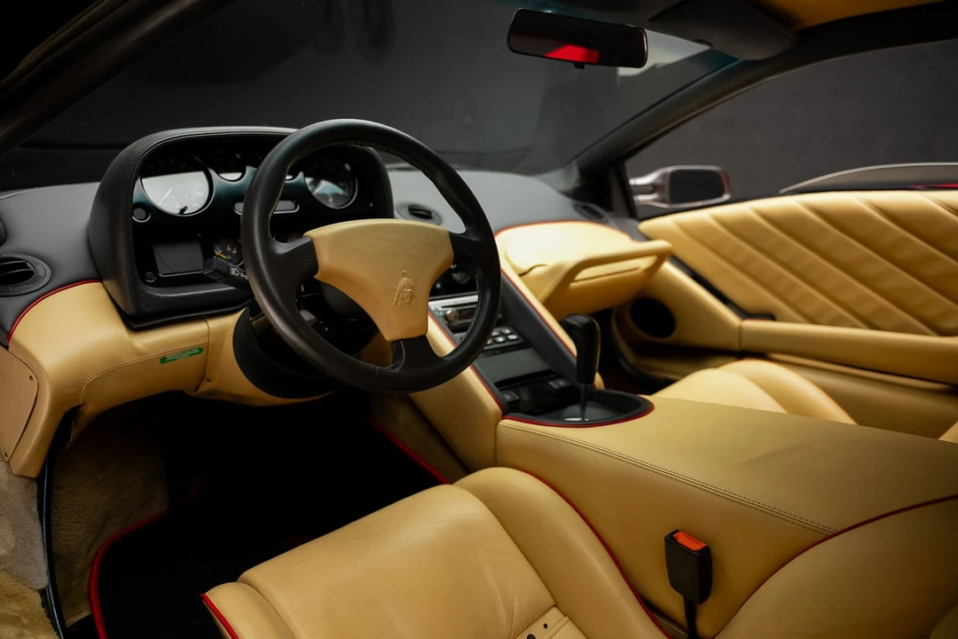 1991 Lamborghini Diablo - Image 2 of 31